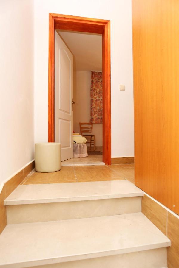 Apartment Zuljana 10233B Екстериор снимка